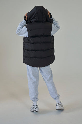 SIANMARIE Quilted Unisex Black Zip Padded Gilet with Detachable Hood | WOMENS | Sian Marie