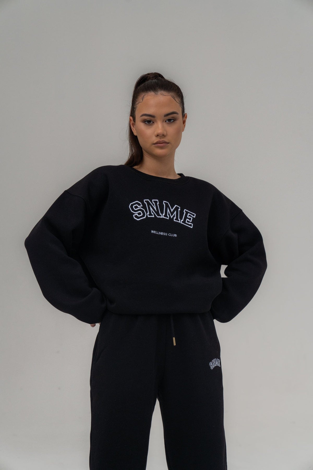 SIANMARIE  Retro Crew Neck Sweat Oversized  - Black