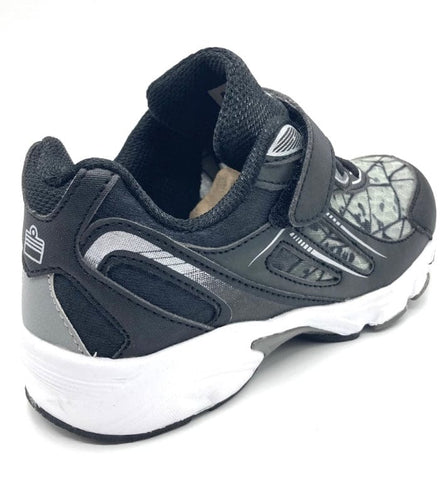 ADMIRAL Kids Aerobreeze Onyx Velcro / Stretch Lace - Lightweight running and training shoe - Black / Silver | KIDS | Admiral